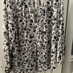Old Navy Navy Floral Women's Blouse
